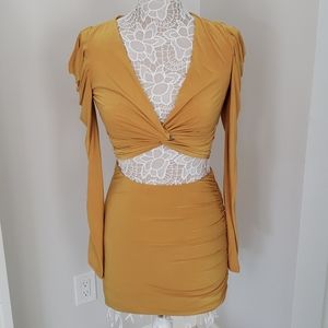 Fashion Nova 2 piece skirt and top size M